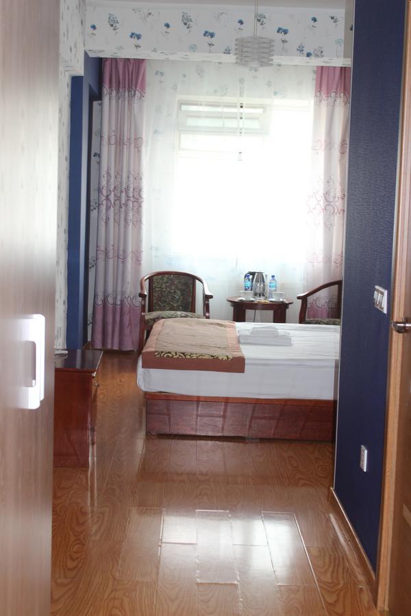 Toto Hotel Улан-Батор Екстер'єр фото